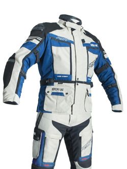 Motocyklista i jego kurtka do jazdy